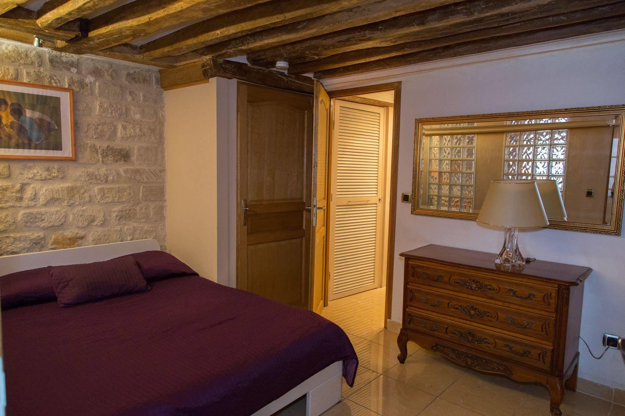 Saint Germain Des Pres Apartment ปารีส ภายนอก รูปภาพ