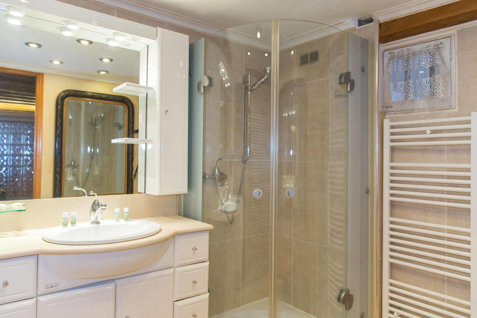 Saint Germain Des Pres Apartment ปารีส ภายนอก รูปภาพ